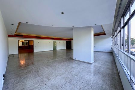 Apartamento para alugar com 550m², 4 quartos e 2 vagas