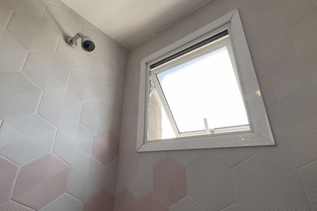 Banheiro da Suíte de apartamento para alugar com 2 quartos, 76m² em Vila Antonieta, Guarulhos