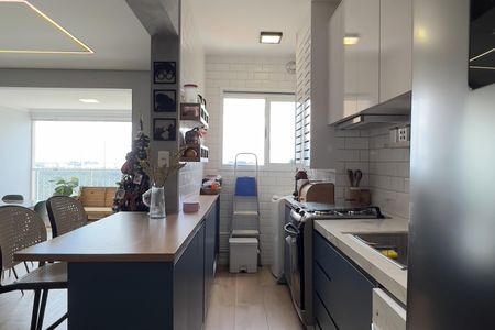 Apartamento para alugar com 76m², 2 quartos e 2 vagas Apartamento para alugar com 76m², 2 quartos e 2 vagasCozinha e Área de Serviço