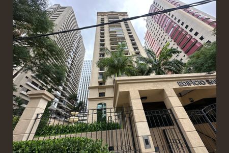 Apartamento à venda com 177m², 3 quartos e 3 vagasFachada