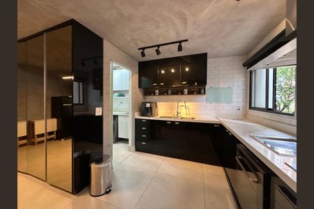 Apartamento à venda com 177m², 3 quartos e 3 vagasCozinha