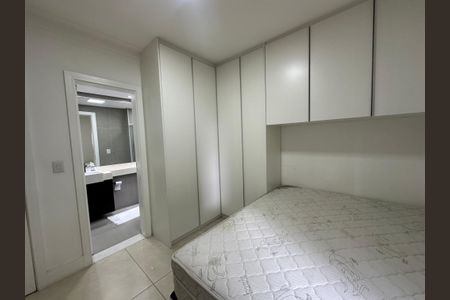 Apartamento à venda com 177m², 3 quartos e 3 vagasSuíte 1