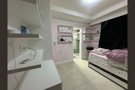 Apartamento à venda com 177m², 3 quartos e 3 vagasSuíte 2