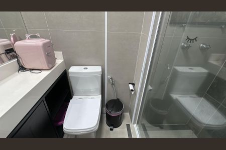 Apartamento à venda com 177m², 3 quartos e 3 vagasBanheiro da Suíte 2