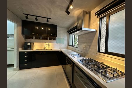 Apartamento à venda com 177m², 3 quartos e 3 vagasCozinha