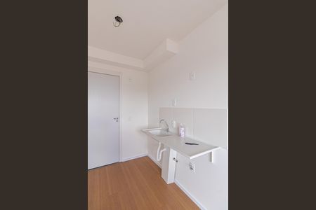 Studio de kitnet/studio para alugar com 1 quarto, 16m² em Itaquera, São Paulo