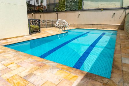 Apartamento à venda com 90m², 2 quartos e 1 vagaÁrea comum - Piscina