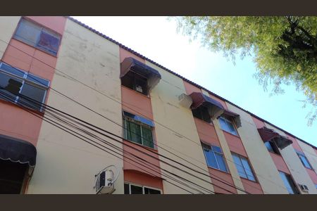 Apartamento à venda com 50m², 2 quartos e 1 vagaFachada com Placa