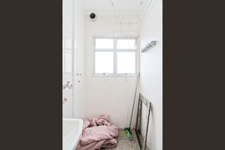 Apartamento para alugar com 75m², 3 quartos e 1 vagaÁrea de Serviço