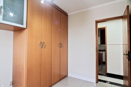 Apartamento para alugar com 75m², 3 quartos e 1 vagaQuarto 2