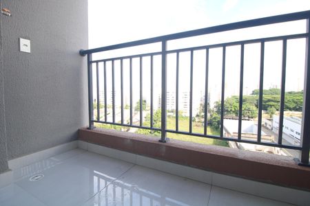 Apartamento para alugar com 38m², 2 quartos e sem vagaSacada