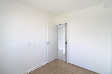 Quarto 1 de apartamento para alugar com 2 quartos, 38m² em Vila Isa, São Paulo