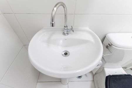 Apartamento para alugar com 42m², 2 quartos e sem vaga Apartamento para alugar com 42m², 2 quartos e sem vagaBanheiro