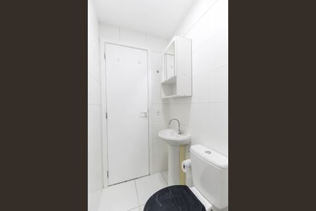 Apartamento para alugar com 42m², 2 quartos e sem vaga Apartamento para alugar com 42m², 2 quartos e sem vagaBanheiro