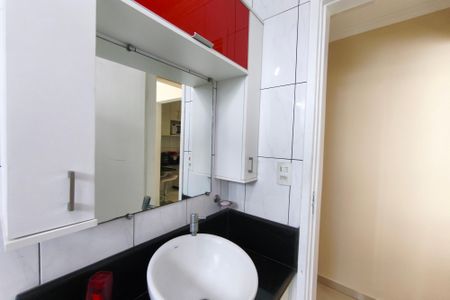 Banheiro de apartamento à venda com 2 quartos, 59m² em Jd N Campos Eliseos, Campinas