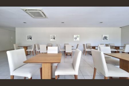 Apartamento à venda com 74m², 1 quarto e 2 vagasÁrea comum - Salão de festas