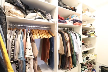 Apartamento à venda com 74m², 1 quarto e 2 vagasCloset da suíte