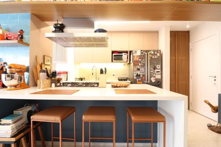 Apartamento à venda com 74m², 1 quarto e 2 vagasCozinha e Área de Serviço