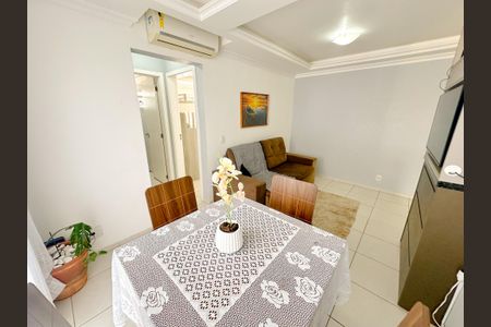 Sala de Jantar de apartamento para alugar com 2 quartos, 66m² em Canasvieiras, Florianópolis