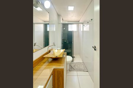 Apartamento para alugar com 66m², 2 quartos e 1 vagaBanheiro