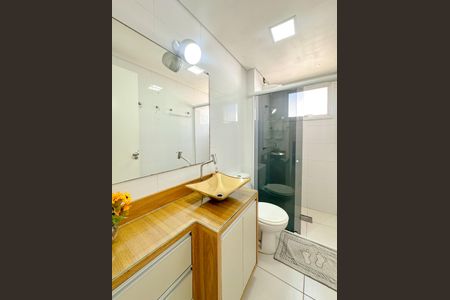 Apartamento para alugar com 66m², 2 quartos e 1 vagaBanheiro