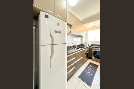 Apartamento para alugar com 66m², 2 quartos e 1 vagaCozinha