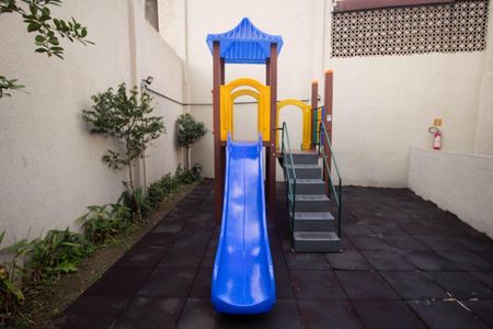 Apartamento para alugar com 49m², 2 quartos e 1 vagaPlayground