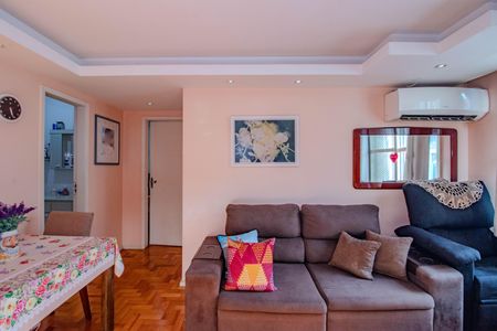 Sala de apartamento à venda com 2 quartos, 57m² em Vila Ipiranga, Porto Alegre