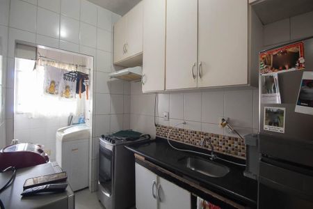 Apartamento à venda com 48m², 2 quartos e 1 vagaCozinha 