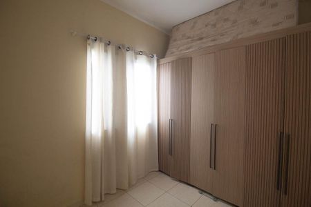 Apartamento à venda com 48m², 2 quartos e 1 vagaQuarto 2