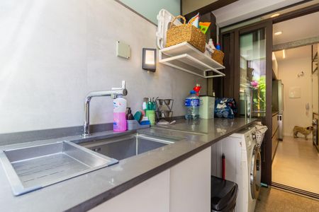 Apartamento à venda com 122m², 2 quartos e 1 vagaCozinha e Área de Serviço