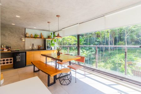Varanda de apartamento à venda com 2 quartos, 122m² em Vila Madalena, São Paulo