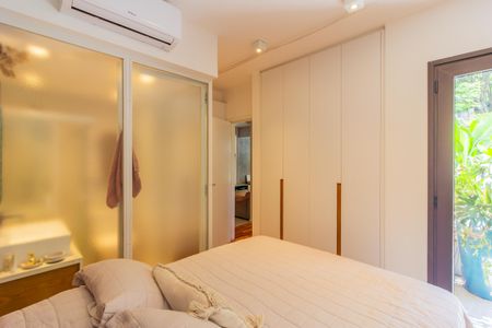 Apartamento à venda com 122m², 2 quartos e 1 vagaSuíte