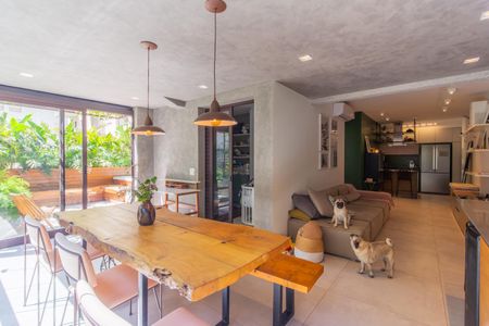 Apartamento à venda com 122m², 2 quartos e 1 vagaSala