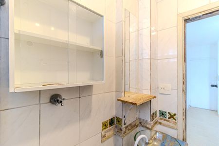 Banheiro de kitnet/studio para alugar com 1 quarto, 25m² em Campos Elíseos, São Paulo