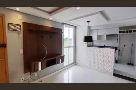 Sala de apartamento para alugar com 2 quartos, 46m² em Parque Santa Rosa, Suzano