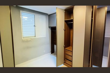 Quarto 2 de apartamento para alugar com 2 quartos, 46m² em Parque Santa Rosa, Suzano