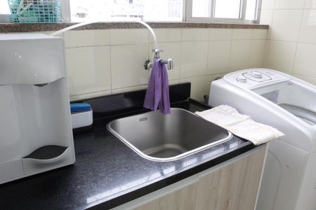 Apartamento à venda com 85m², 2 quartos e 1 vagaÁrea de Serviço