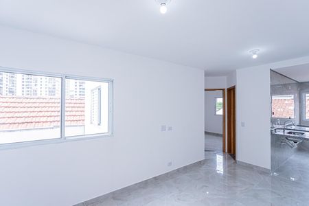 Sala, cozinha e área de serviço de apartamento à venda com 2 quartos, 45m² em Vila Arcadia, São Paulo