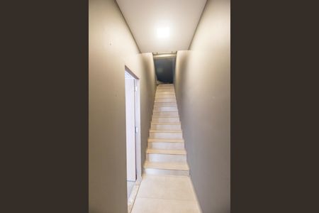 Studio para alugar com 34m², 1 quarto e sem vagaEscada