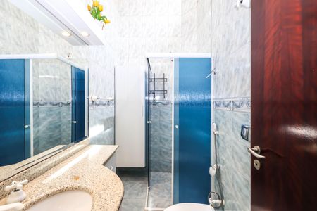 Casa para alugar com 101m², 2 quartos e 2 vagasBanheiro