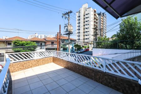 Casa para alugar com 101m², 2 quartos e 2 vagasVaranda