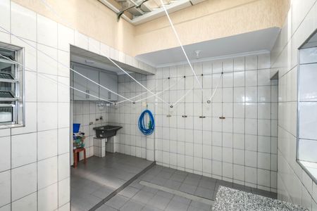 Casa para alugar com 101m², 2 quartos e 2 vagasÁrea de Serviço