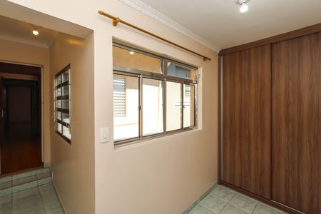 Casa para alugar com 101m², 2 quartos e 2 vagasQuarto 1