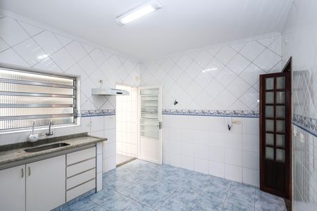 Casa para alugar com 101m², 2 quartos e 2 vagasCozinha