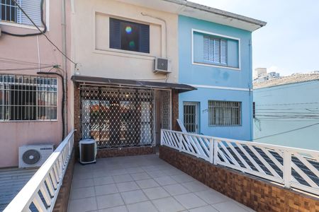 Casa para alugar com 101m², 2 quartos e 2 vagasVaranda