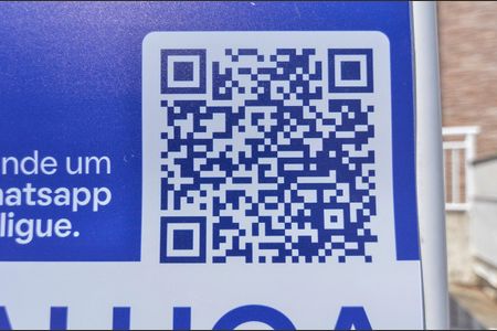 Casa de condomínio para alugar com 68m², 2 quartos e 1 vaga Casa de condomínio para alugar com 68m², 2 quartos e 1 vagaFachada