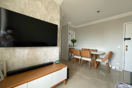 Apartamento à venda com 51m², 2 quartos e 1 vaga Apartamento à venda com 51m², 2 quartos e 1 vagaSala