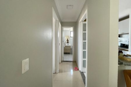 Apartamento à venda com 51m², 2 quartos e 1 vaga Apartamento à venda com 51m², 2 quartos e 1 vagaCorredor