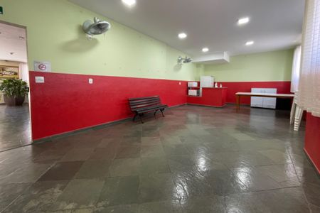 Apartamento à venda com 51m², 2 quartos e 1 vaga Apartamento à venda com 51m², 2 quartos e 1 vagaÁrea comum - Salão de festas